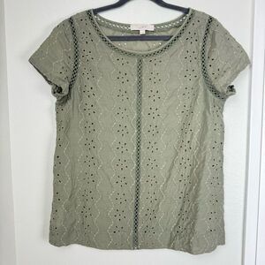 Loft Eyelet Short Sleeve Shirt Size Large Olive Green Blouse Scoop neck Lace